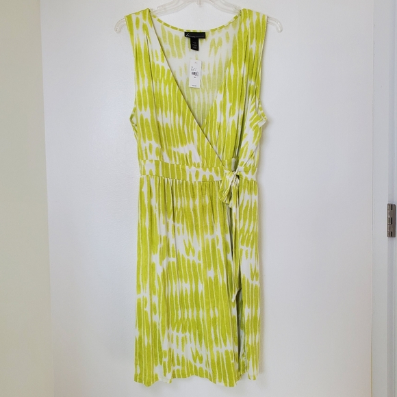 Lane Bryant NWT Women's Lime‎ Green & White Sleeveless Stretch Knit Wrap Dress - Picture 2 of 9